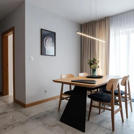 Comfort - Hillhouse By Mw Estates Self Check-in 24h * 弗罗茨瓦夫